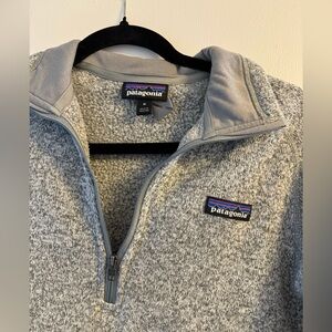 Gray Patagonia quarter zip